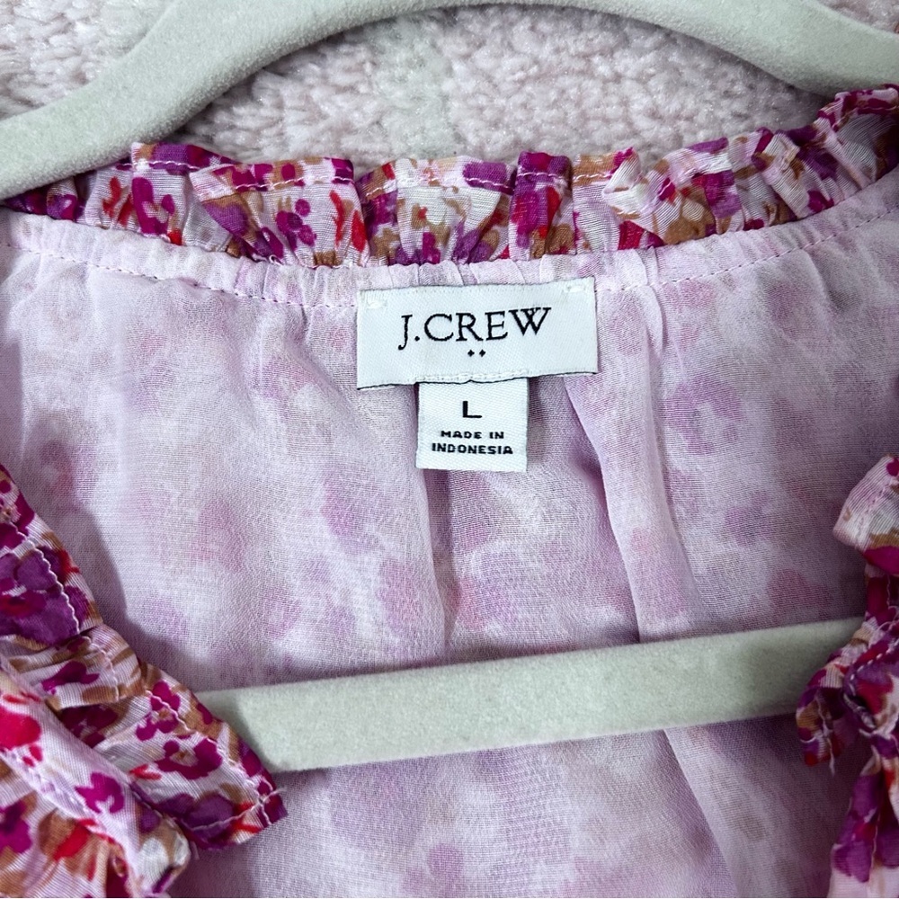 J. Crew Pink Floral Long Sleeve Ruffle Blouse Size Large Valentines Day Office - Picture 3 of 11